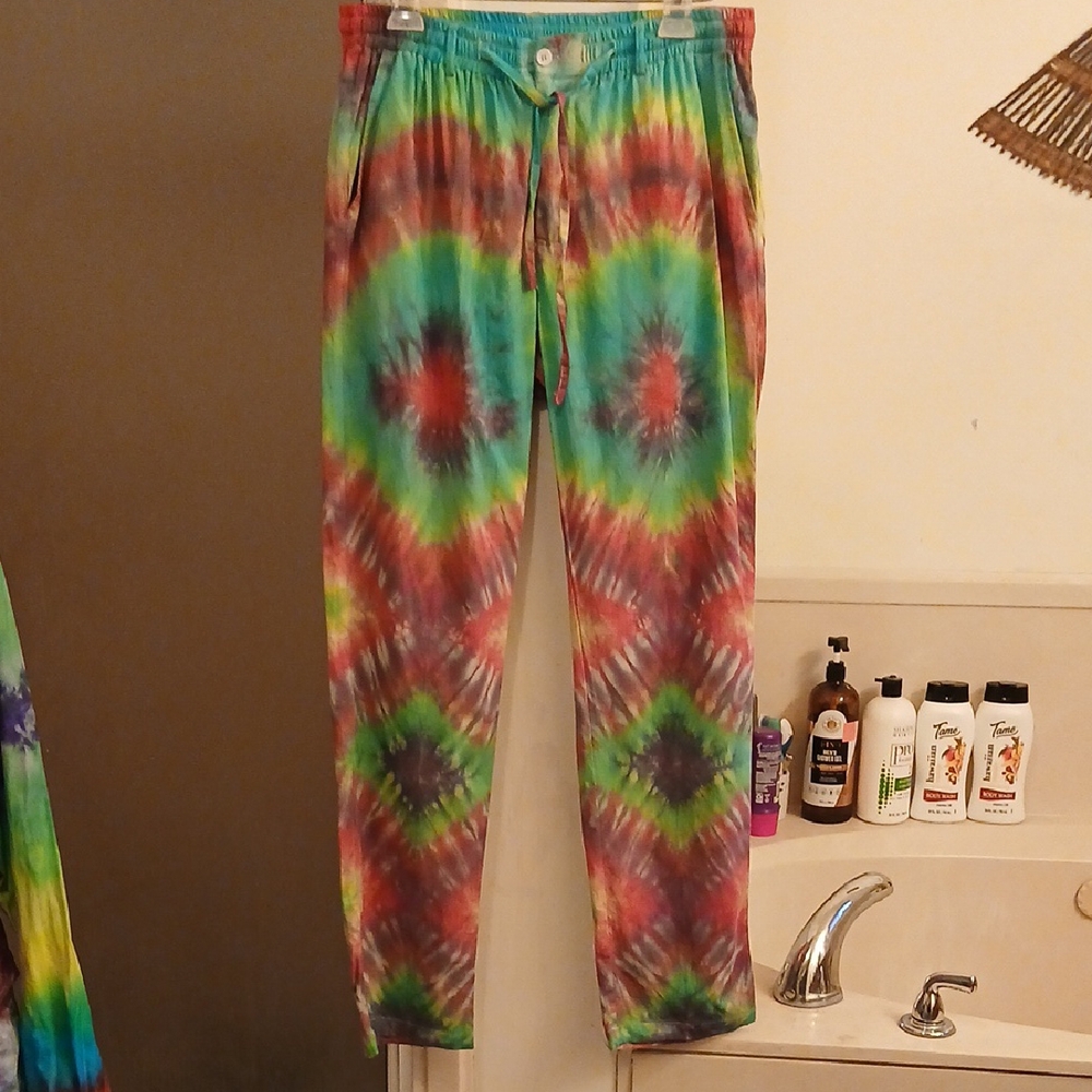 Colorful Tie-Dye Pants. Brand:Sailwind, Sz.32/inseam‎ 30in./o.seam 41.5in.